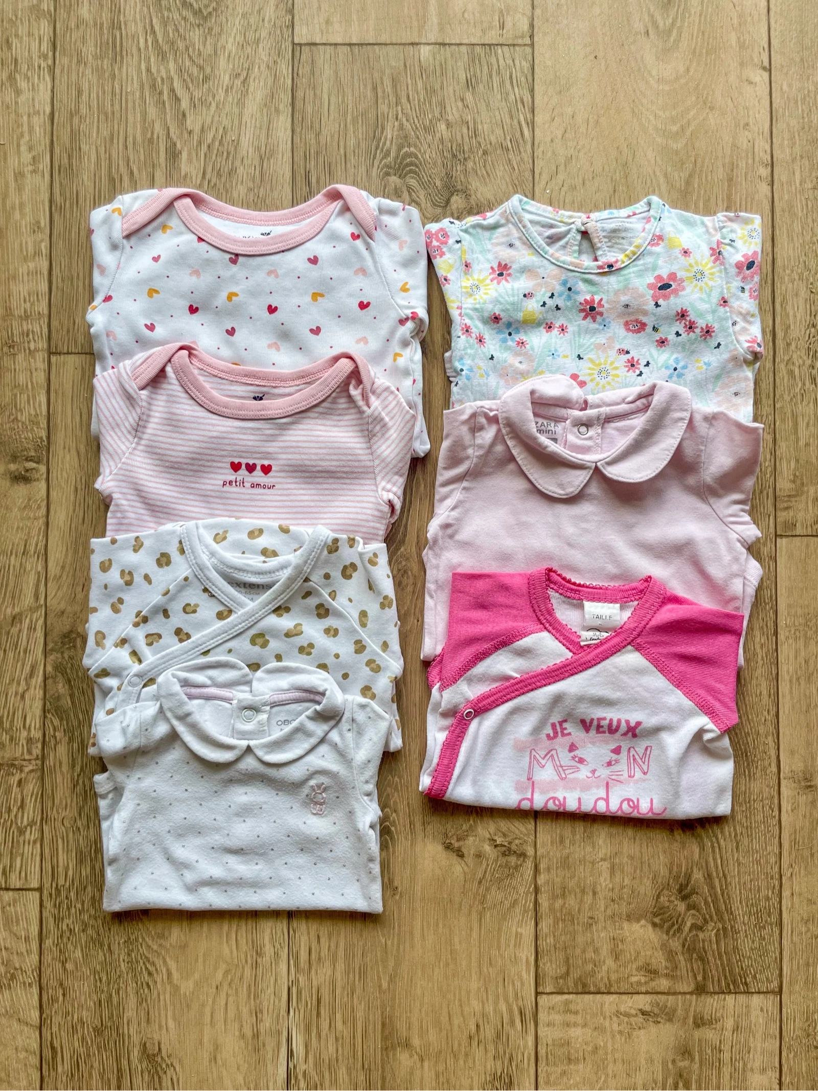 Lot bodys manches longues bébé fille taille 3 mois 